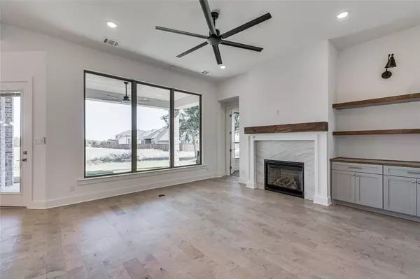 2418 Somercrest Place, Midlothian, TX 76065