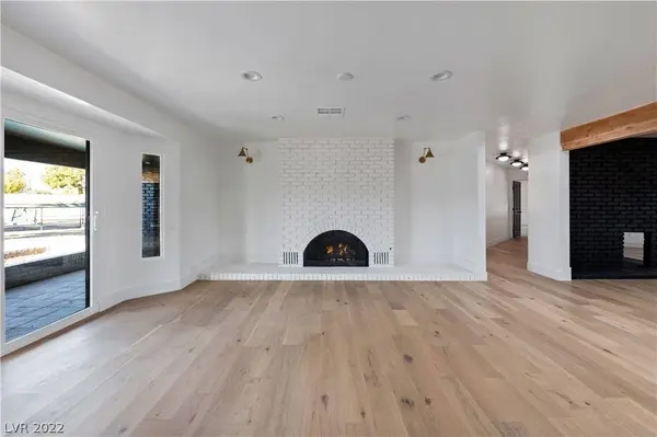 3550 Pama Lane, Las Vegas, NV 89120