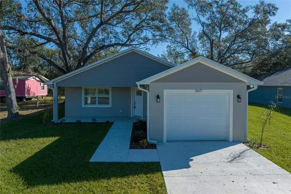 2507 SHIRAH RD, Auburndale, FL 33823