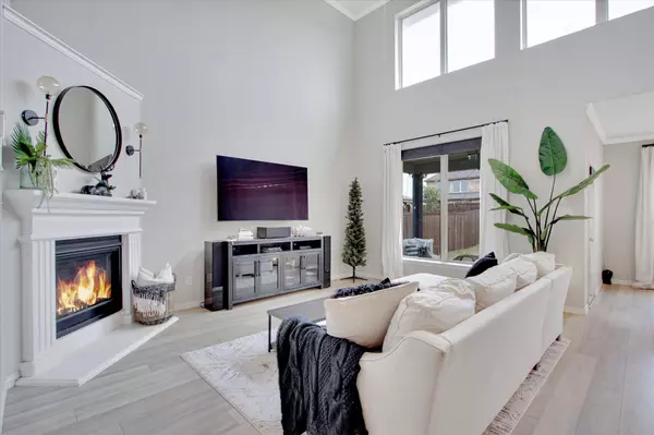 11820 Wulstone Road, Fort Worth, TX 76052