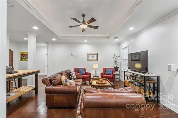 105 Barksdale LN, Mooresville, NC 28117