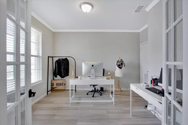 11820 Wulstone Road, Fort Worth, TX 76052