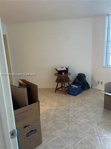 212 Lake Pointe Dr #308, Oakland Park, FL 33309