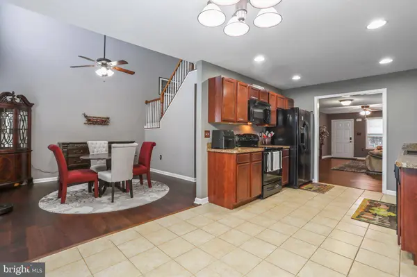 16 FUZZY TAIL DR, Ranson, WV 25438