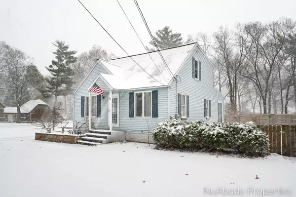 1512 Holton Road, Muskegon, MI 49444