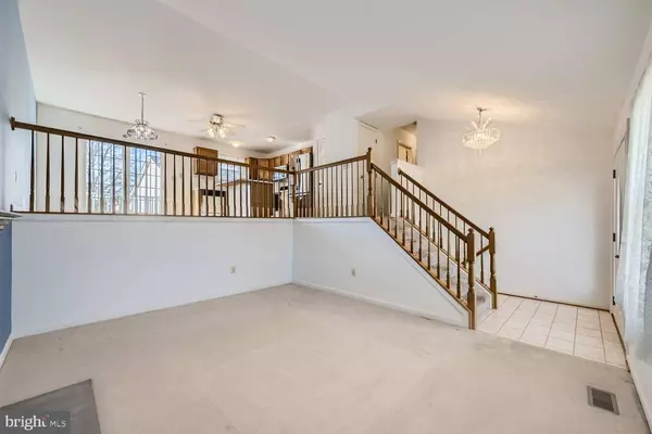 1009 MEADOW GLEN RD, Middle River, MD 21220