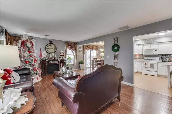 1101 Tomahawk PL, Martinsville, IN 46151