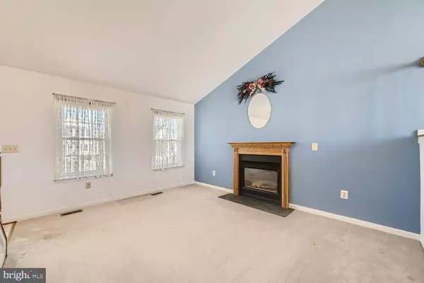 1009 MEADOW GLEN RD, Middle River, MD 21220