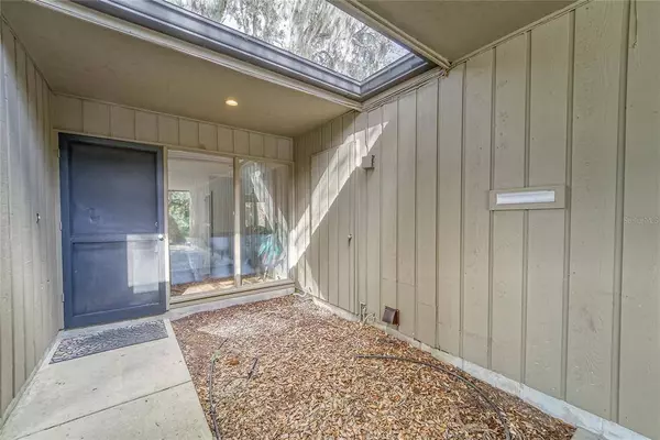 283 LAKE ELBERT DR NE, Winter Haven, FL 33881