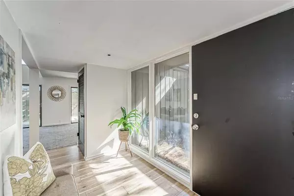 283 LAKE ELBERT DR NE, Winter Haven, FL 33881