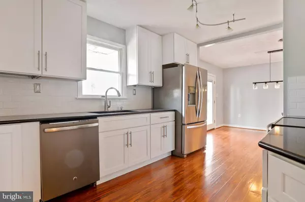 121 LONE OAK RD, Ranson, WV 25438