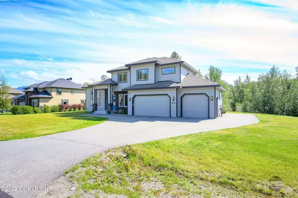 6020 E Fetlock DR, Wasilla, AK 99654