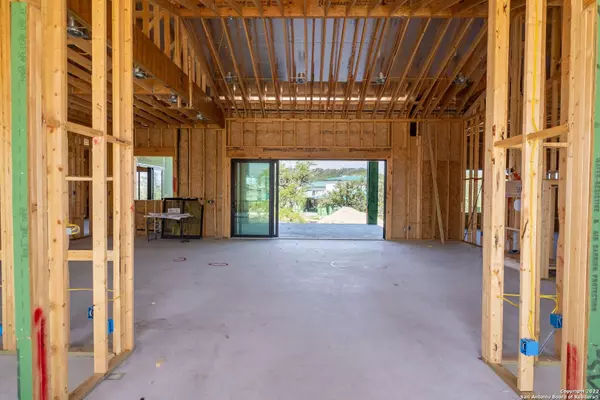 23211 Walker Ridge, San Antonio, TX 78255