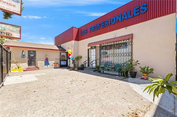 450 W Holt AVE, Pomona, CA 91768