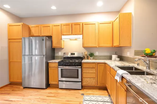 912 Gilbert DR, Bellingham, WA 98226