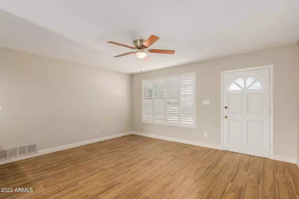 3519 W ORCHID Lane, Phoenix, AZ 85051