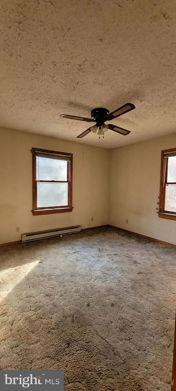 272 WHITE LN, Front Royal, VA 22630