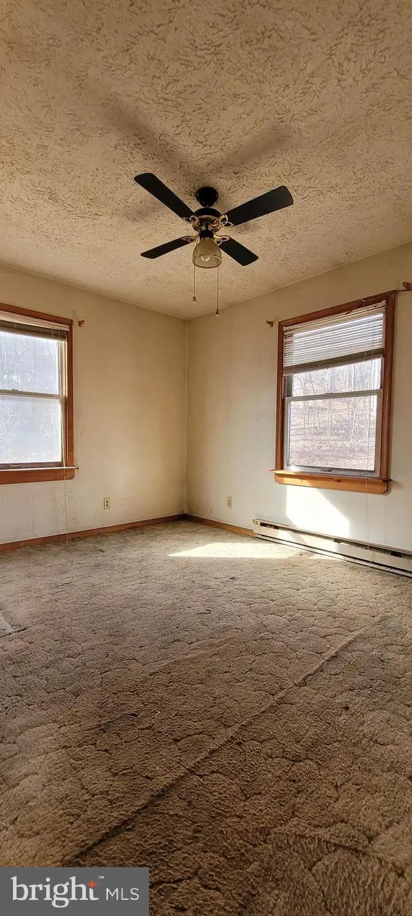 272 WHITE LN, Front Royal, VA 22630