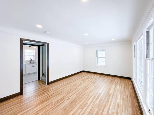 7909 2nd AVE S, Bloomington, MN 55420