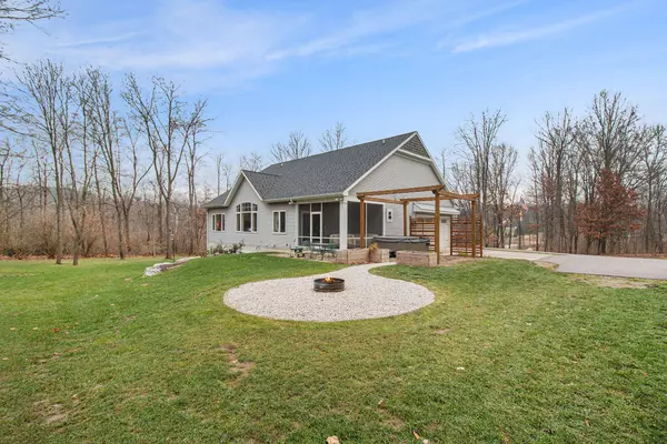 11260 Foreman SE Street, Lowell, MI 49331