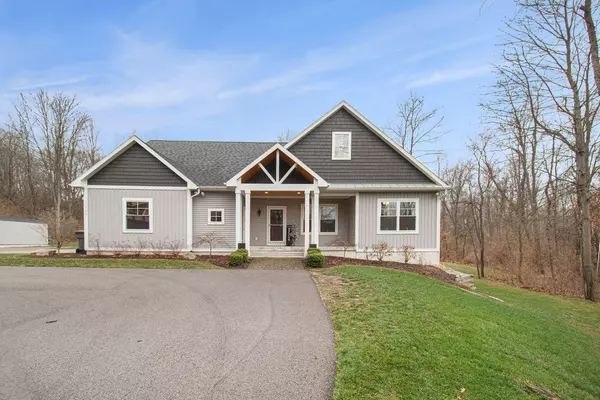 11260 Foreman SE Street, Lowell, MI 49331