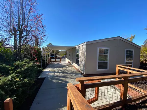 1 Sandstone CT, Santa Rosa, CA 95409