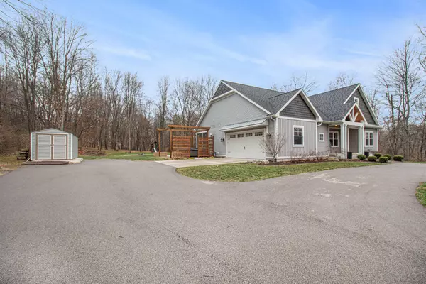 11260 Foreman SE Street, Lowell, MI 49331