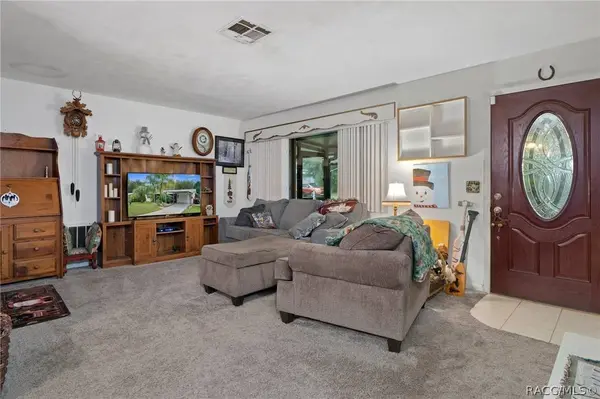 24 N Monroe ST, Beverly Hills, FL 34465