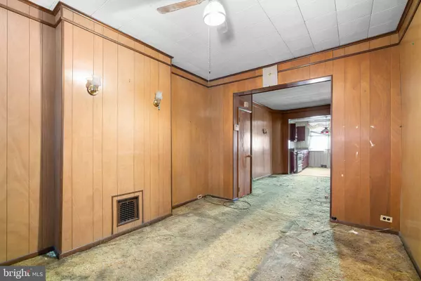 15 N BRADFORD ST, Baltimore, MD 21224