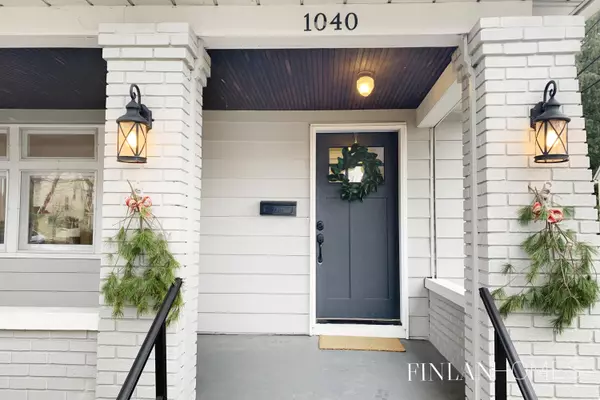 1040 Innes NE Street, Grand Rapids, MI 49503