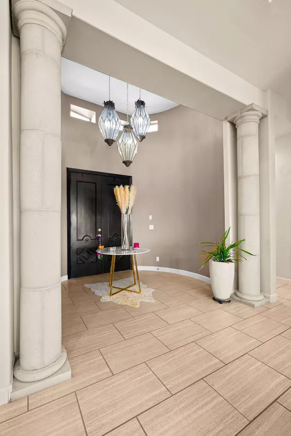 12306 Houghton Springs, Horizon City, TX 79928