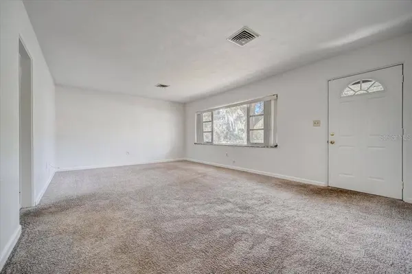 1512 N GRANDVIEW ST, Mount Dora, FL 32757