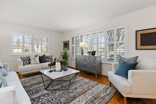 6400 Chetwood WAY, Sacramento, CA 95831