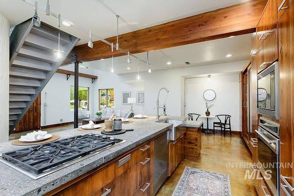 1513 W Hays St, Boise, ID 83702