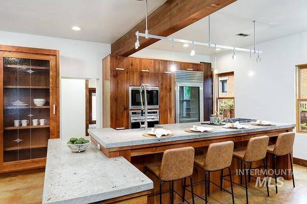 1513 W Hays St, Boise, ID 83702