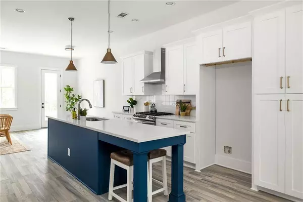 1372 Richland RD SW, Atlanta, GA 30310