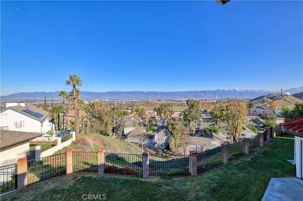 1504 Cindee LN, Colton, CA 92324