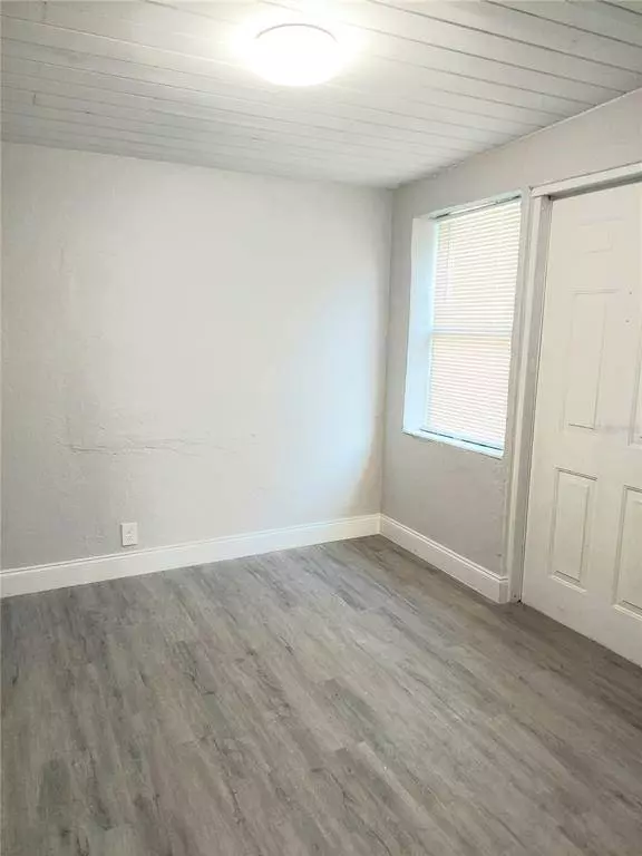 590 SHADY PL, Daytona Beach, FL 32114