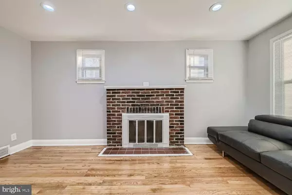 5000 OAKLYN AVE, Baltimore, MD 21206