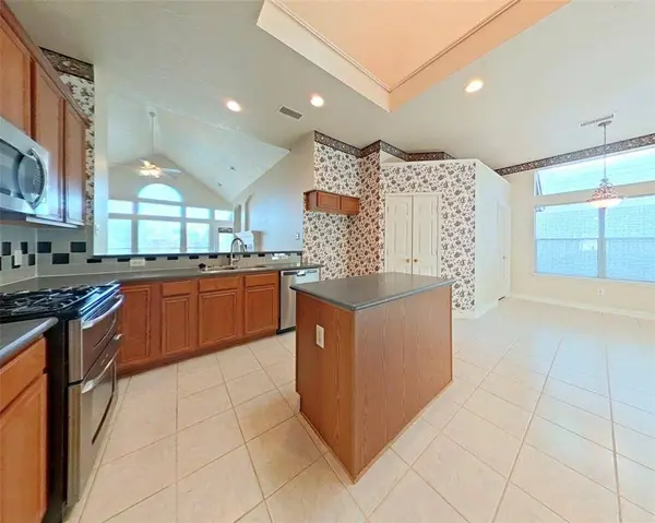 3123 E Webber DR, Pearland, TX 77584