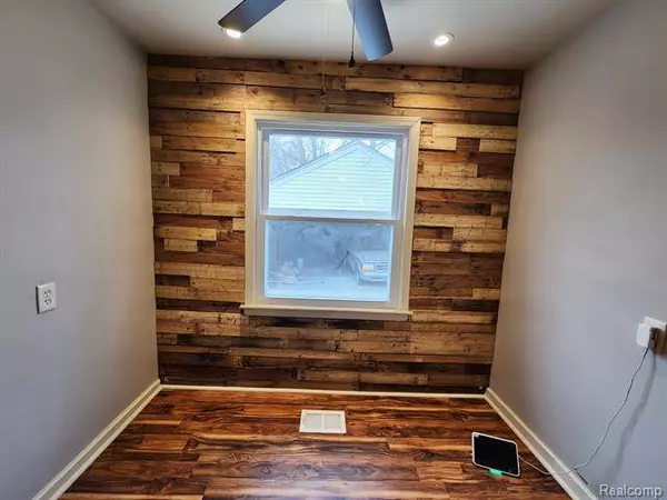 20171 VEACH Street, Detroit, MI 48234