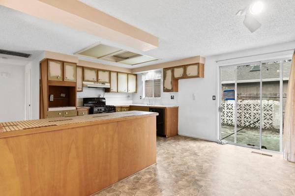 1235 SW Greenwood AVE, Grants Pass, OR 97526