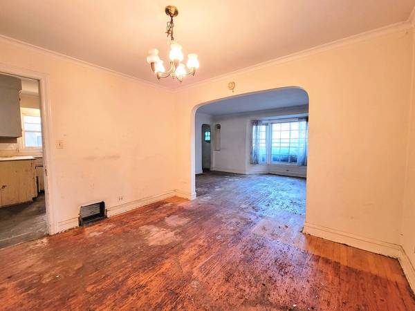 6144 N Odell AVE, Chicago, IL 60631