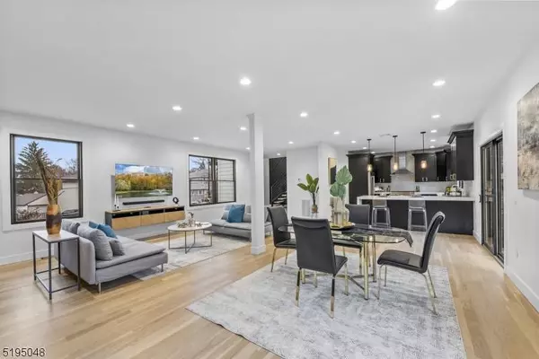 14 Mount Washington Dr, Clifton City, NJ 07013