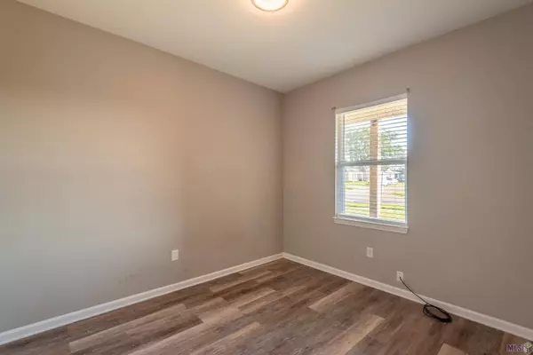 2302 MARCI CT, Baton Rouge, LA 70807