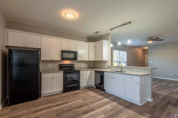 2302 MARCI CT, Baton Rouge, LA 70807