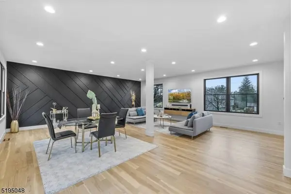 14 Mount Washington Dr, Clifton City, NJ 07013