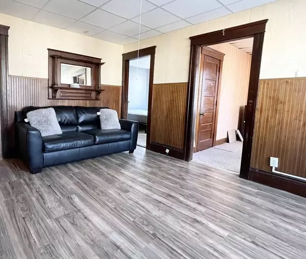 1319 Main St, Worcester, MA 01603