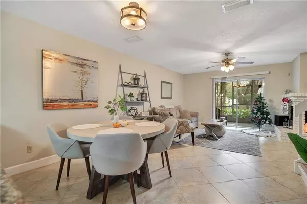 5212 LAZY OAKS DR #5212, Winter Park, FL 32792