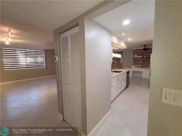 1430 Sheridan St  #1G, Hollywood, FL 33020